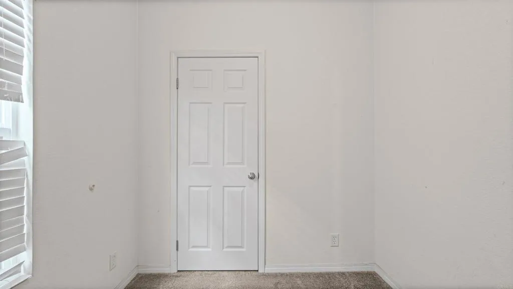 https://cdn.realtyfeed.com/cdn/127/306703365/c621861bbf5bca70ad05a6db71b4b4cc.webp