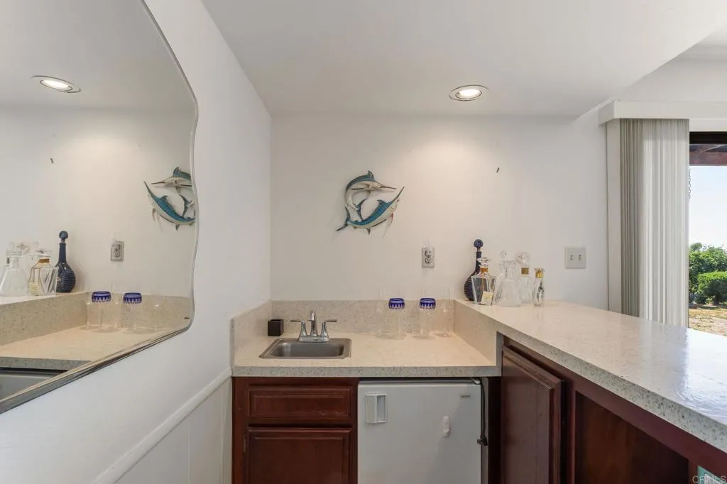 https://cdn.realtyfeed.com/cdn/127/306703369/48a2f68d732f062a1f3adc630a522319.webp