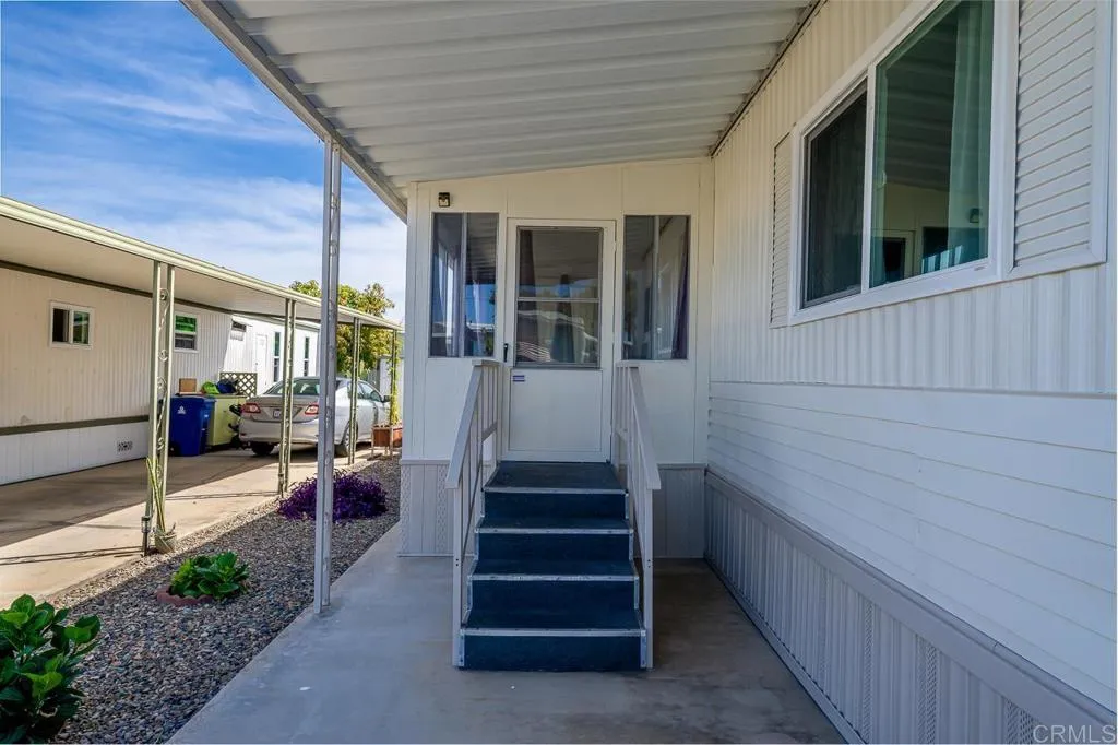 https://cdn.realtyfeed.com/cdn/127/306703372/65a8207fdd8e91011e579fbce136672b.webp