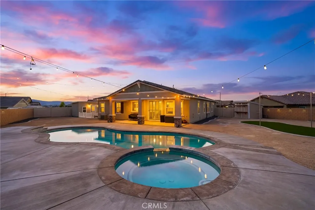 Lancaster, CA 93536