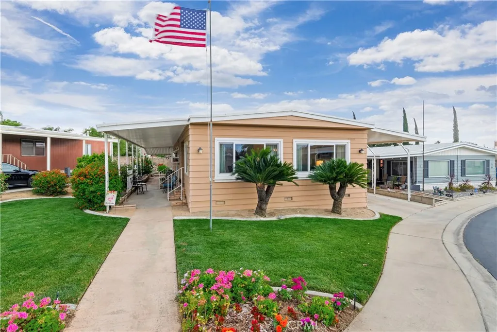 Redlands, CA 92374