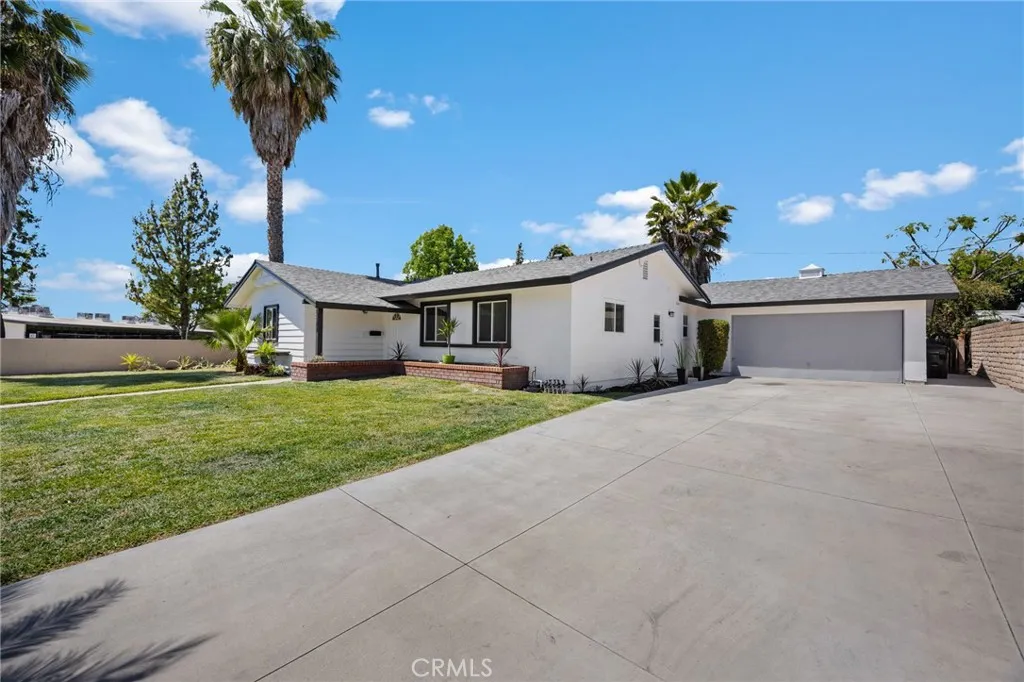 Covina, CA 91723