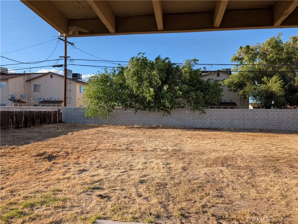 8711 Aspen, California City, CA, 93505