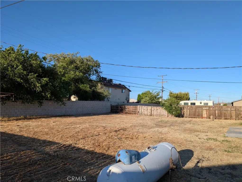 8711 Aspen, California City, CA, 93505