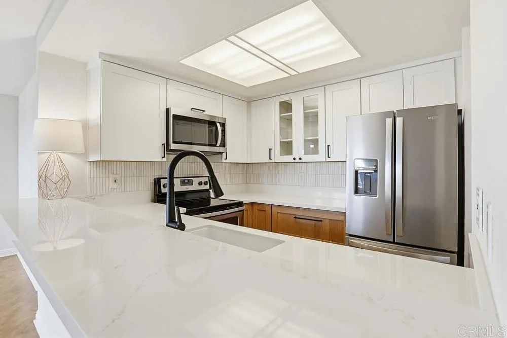 https://cdn.realtyfeed.com/cdn/127/306703492/19924094ae5182539b951dcd196aa8b0.webp