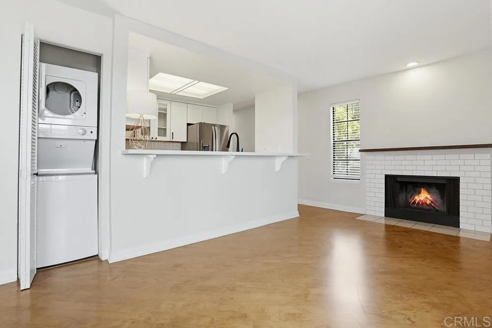 https://cdn.realtyfeed.com/cdn/127/306703492/34442df461b94e270025dcae9179ad2f.webp