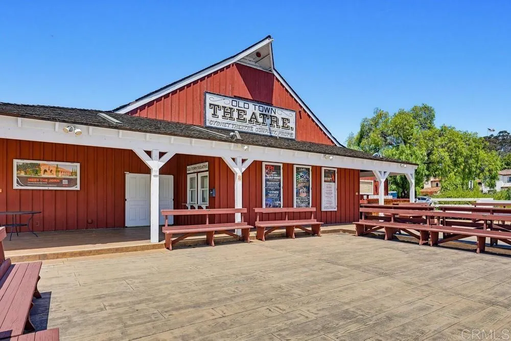 https://cdn.realtyfeed.com/cdn/127/306703492/5613adb7842fdcdbcc5621b0c0dd16b1.webp