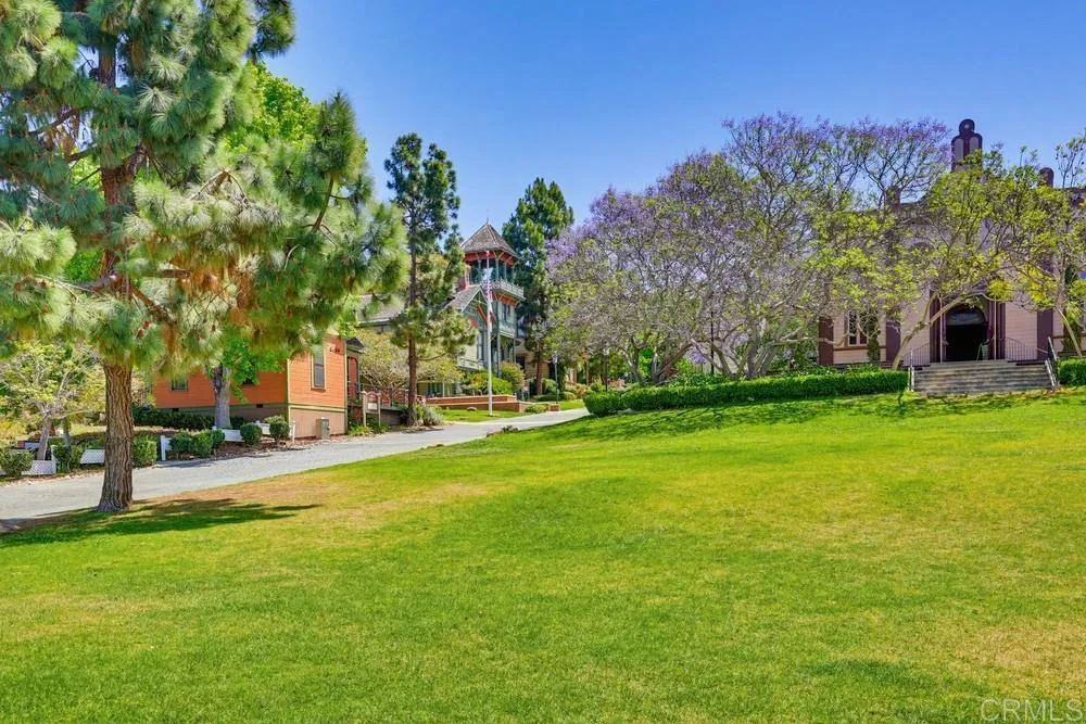 https://cdn.realtyfeed.com/cdn/127/306703492/69699a58e408388d73b731f3a388e061.webp