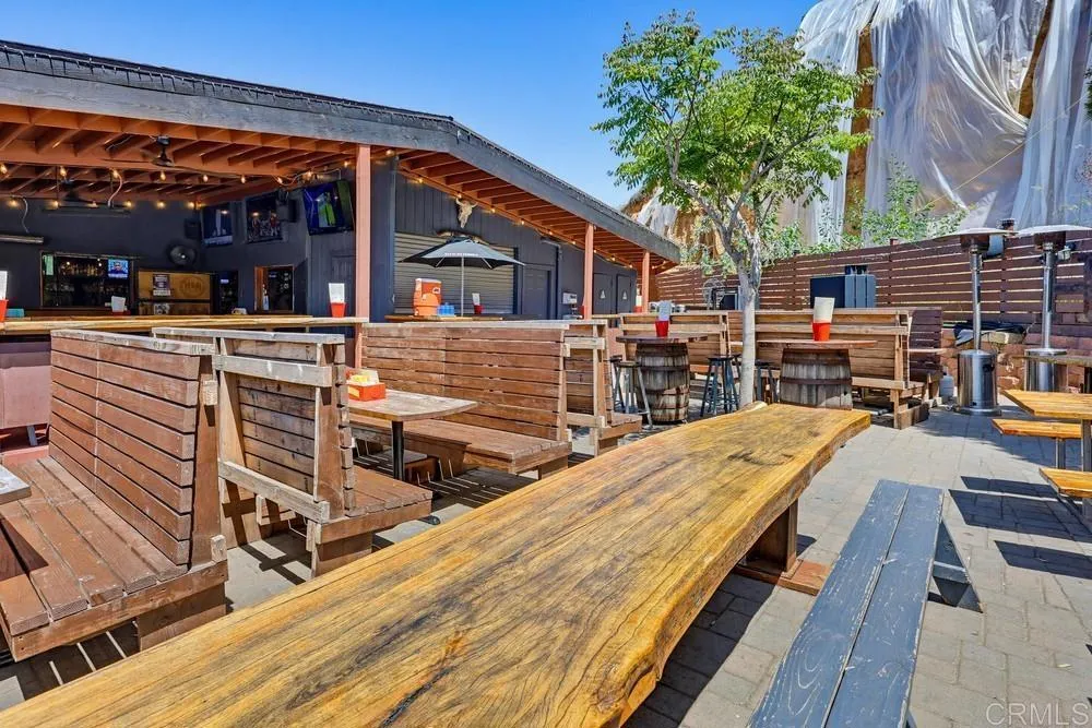 https://cdn.realtyfeed.com/cdn/127/306703492/7540408b6a5a3d4c859ff2d642c64977.webp