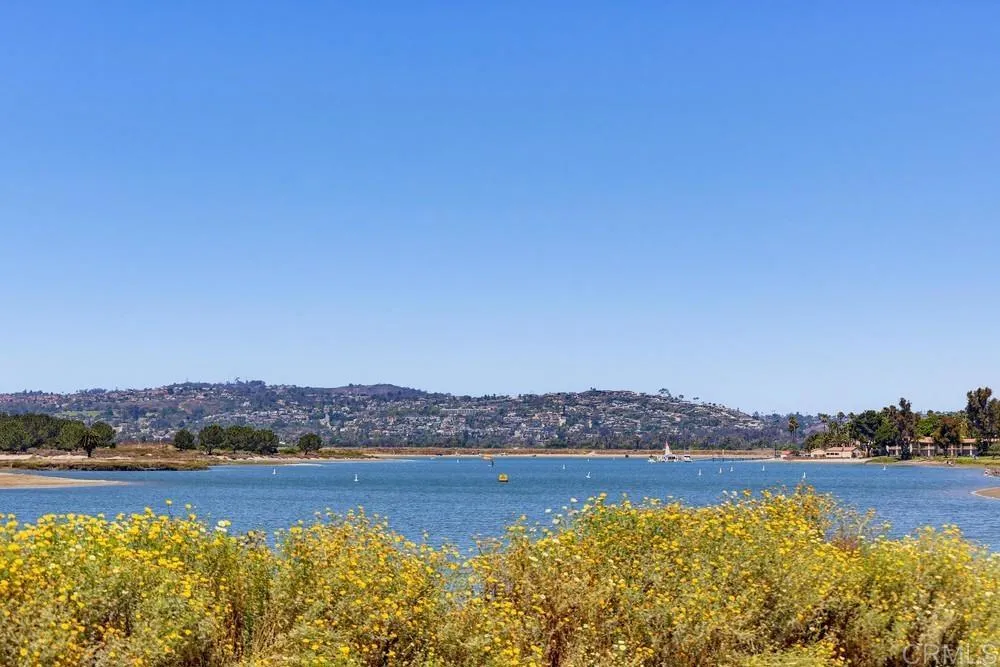 https://cdn.realtyfeed.com/cdn/127/306703492/779df2659f9d15ef7caa0c25d79902cf.webp