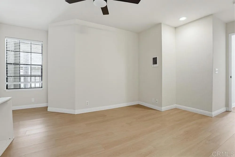 https://cdn.realtyfeed.com/cdn/127/306703492/7ab13c22b4dc7f01d3dec3cbc9b5125d.webp