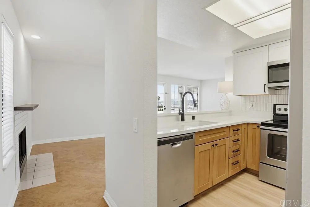 https://cdn.realtyfeed.com/cdn/127/306703492/84668acfd2c05476f130a04dc4affd11.webp