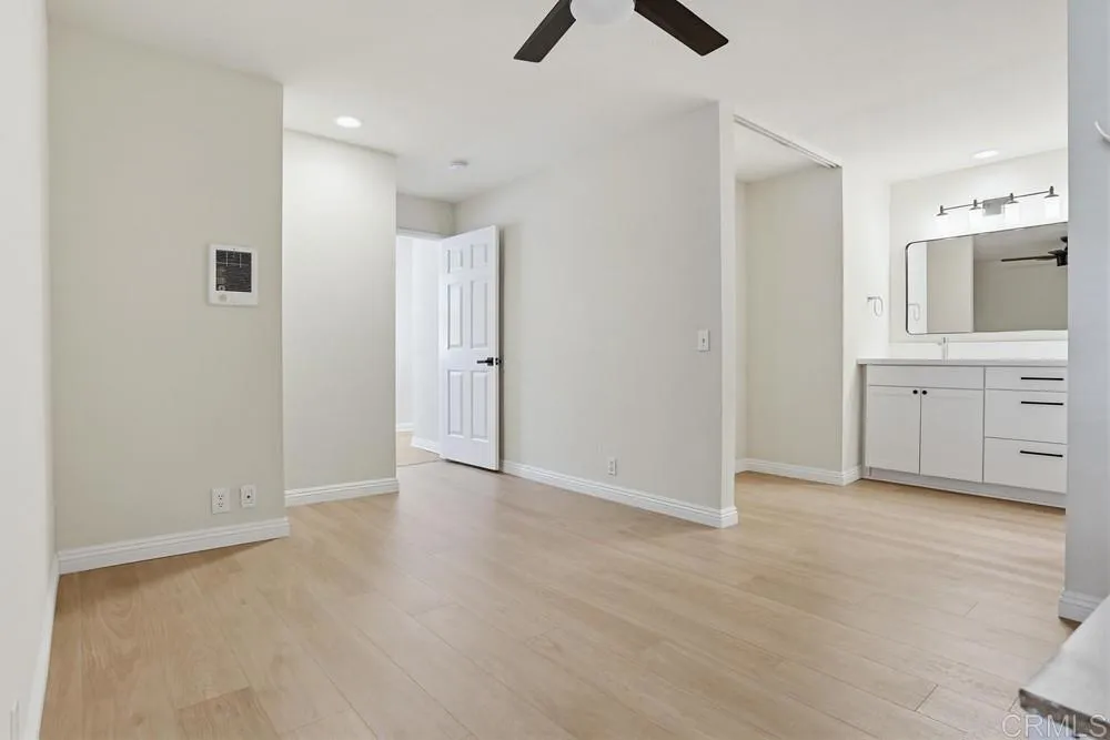 https://cdn.realtyfeed.com/cdn/127/306703492/8f8b819374a7a83f90c9cbb9724d993c.webp