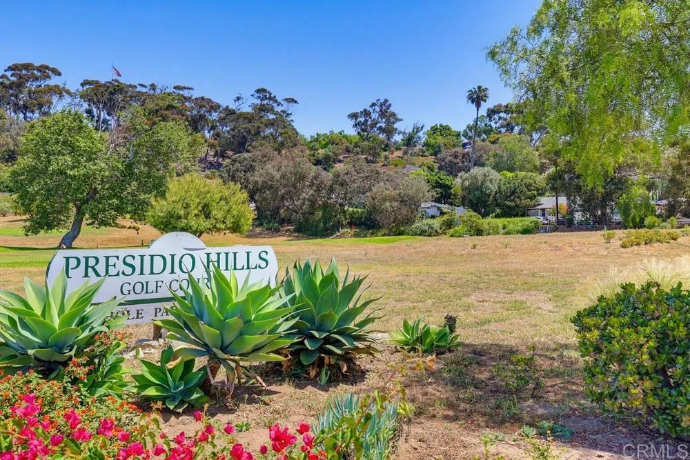 https://cdn.realtyfeed.com/cdn/127/306703492/c56f74c7e2b953be2f550a48c204a655.webp