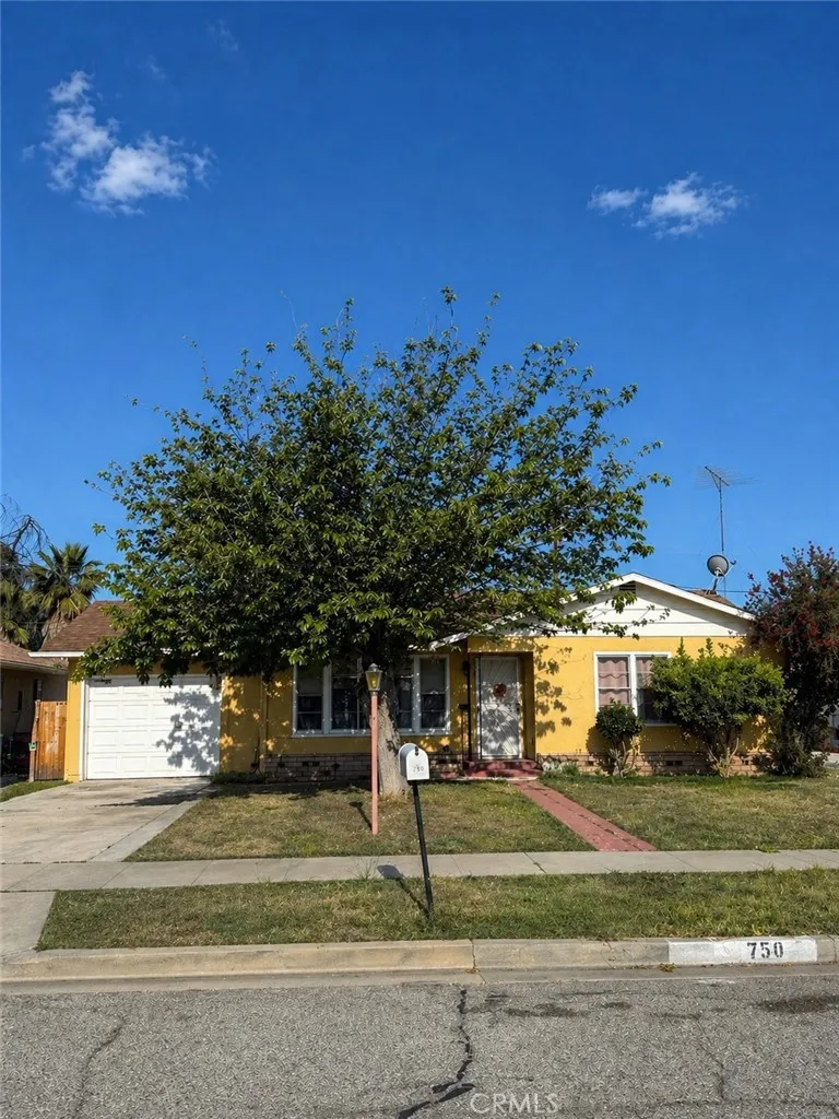 569 Englewood, Chowchilla, CA, 93610