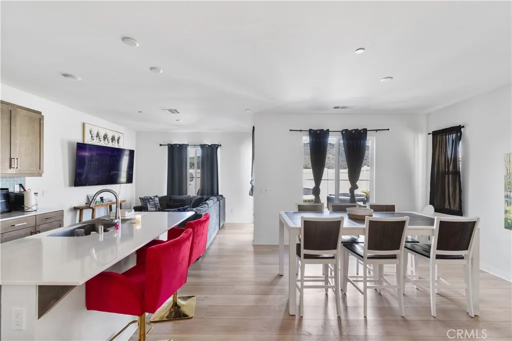 Photo #6: SW26033139 Listing: Photo #6