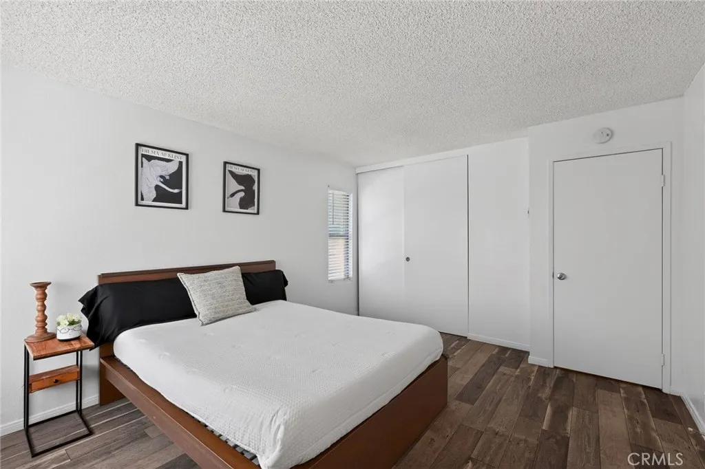 Photo #12: SB26090419 Listing: Photo #12
