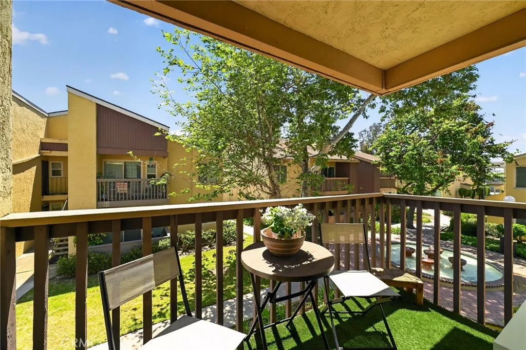 Photo #3: SB26090419 Listing: Photo #3