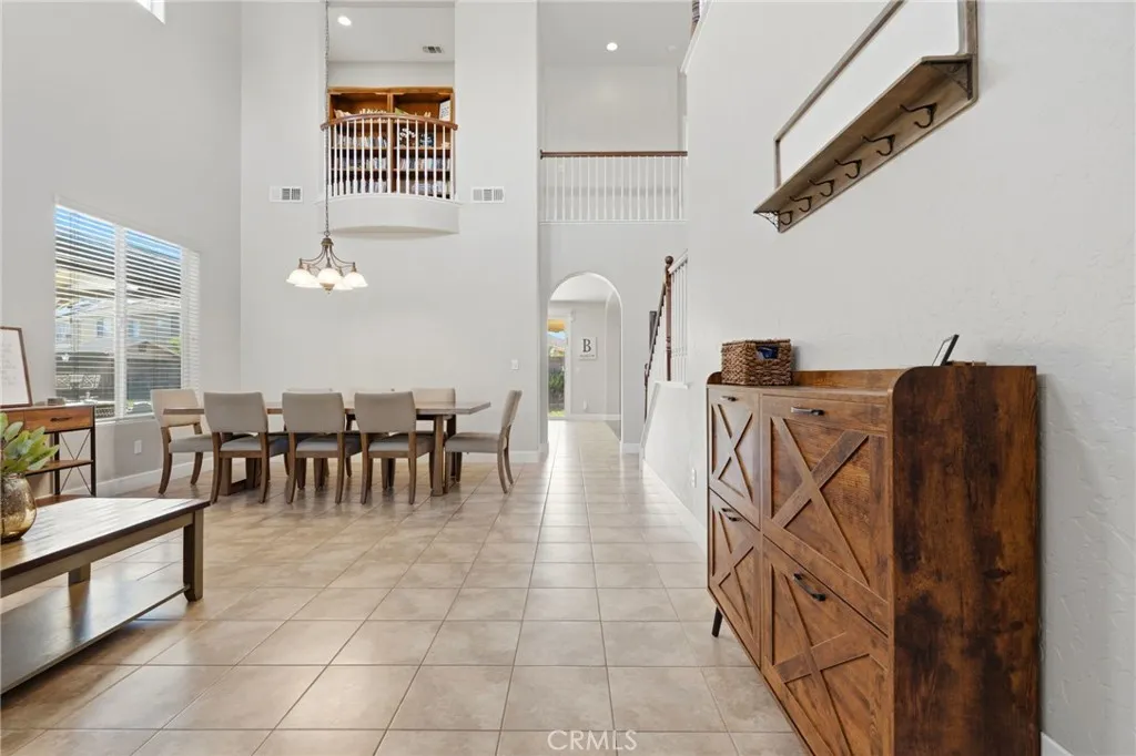 295 Johnson Court, Tulare, CA, 93274
