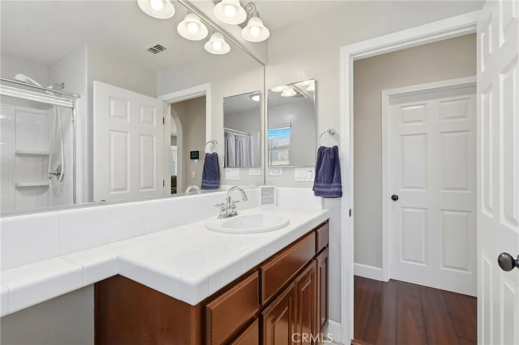 295 Johnson Court, Tulare, CA, 93274