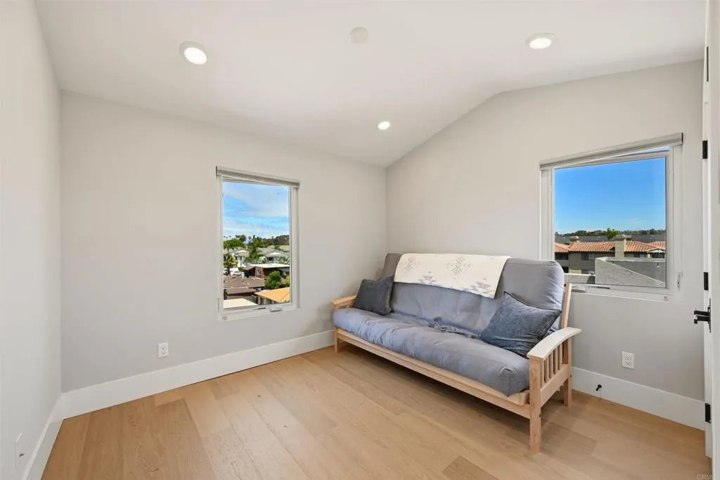 Photo #18: NDP2604021 Listing: Photo #18