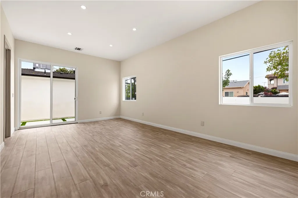 8149 Saint Clair, North Hollywood, CA, 91605