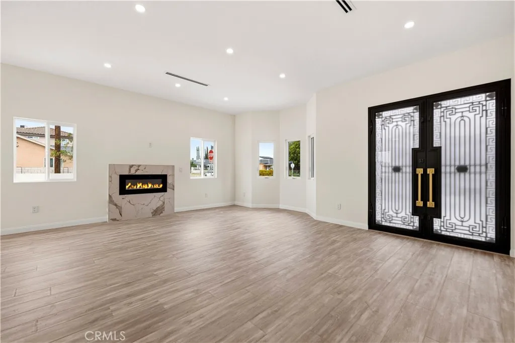 8149 Saint Clair, North Hollywood, CA, 91605