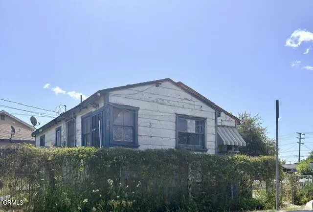 203 107th Street, Los Angeles, CA, 90003