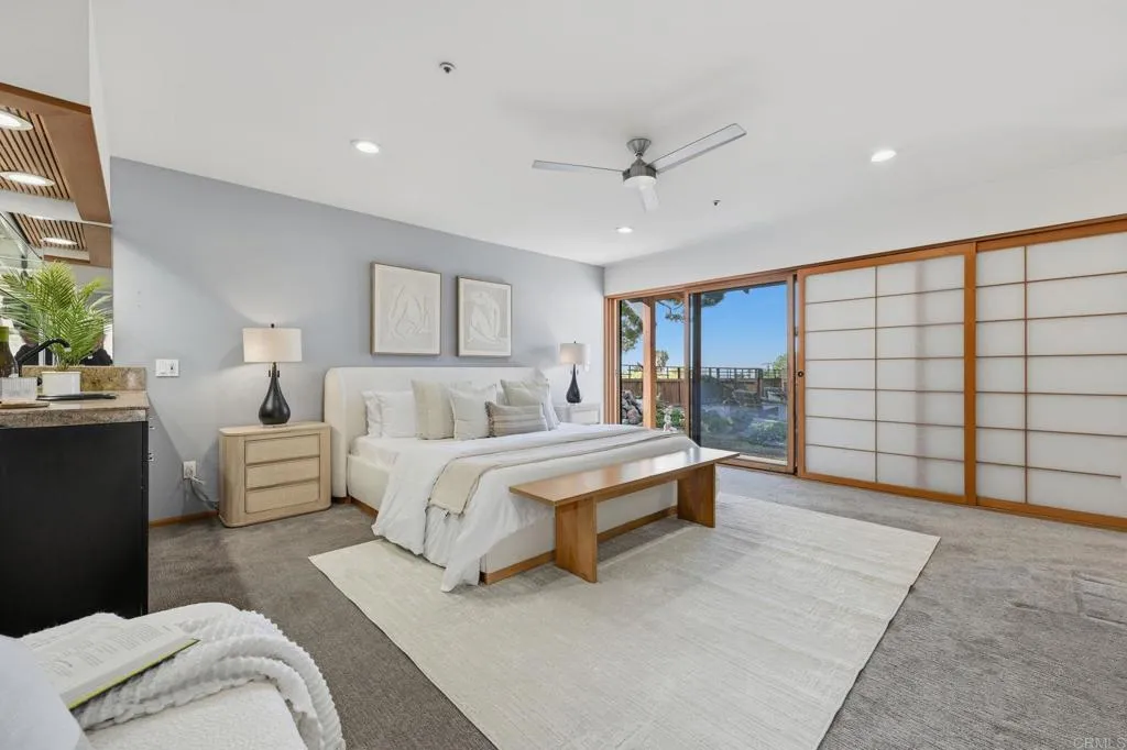 https://cdn.realtyfeed.com/cdn/127/306703708/693225af481d99844e35458278b3f1a3.webp