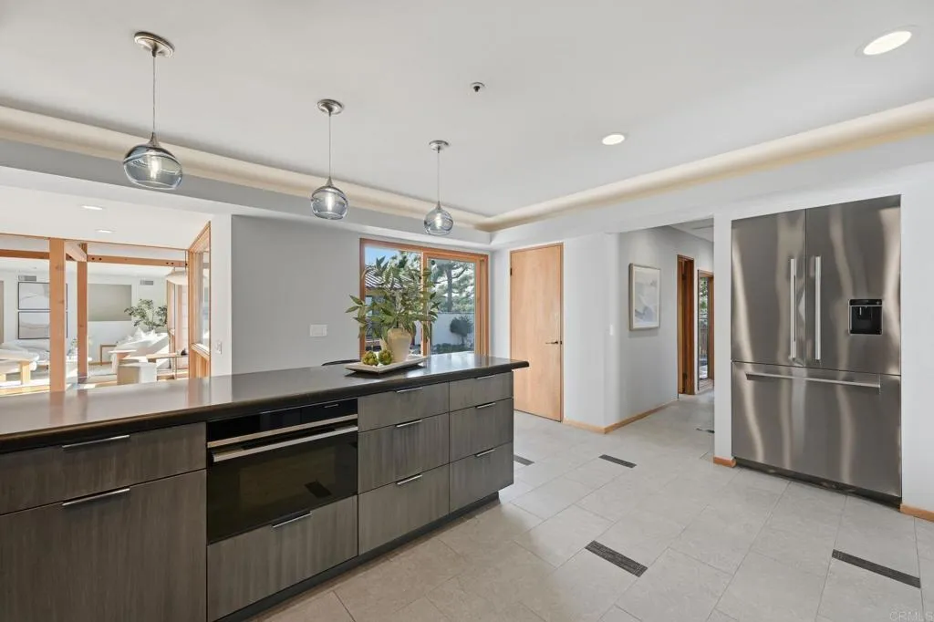 https://cdn.realtyfeed.com/cdn/127/306703708/7113a665899b64c67b3cb17176908ef2.webp