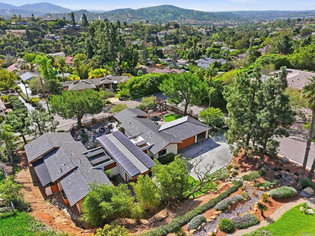 https://cdn.realtyfeed.com/cdn/127/306703708/99d6e07787bb8e29f9332b1f7c0dfa3d.webp