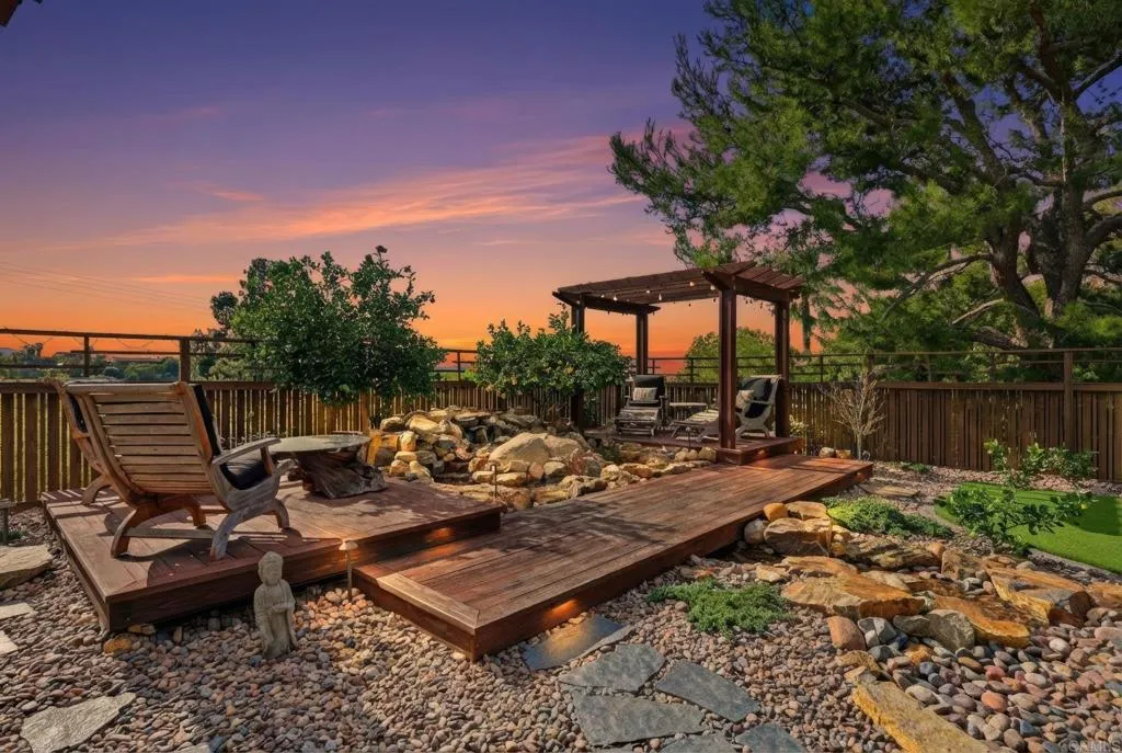 https://cdn.realtyfeed.com/cdn/127/306703708/d980a6ec1125c0abc21b5a6768a3cece.webp