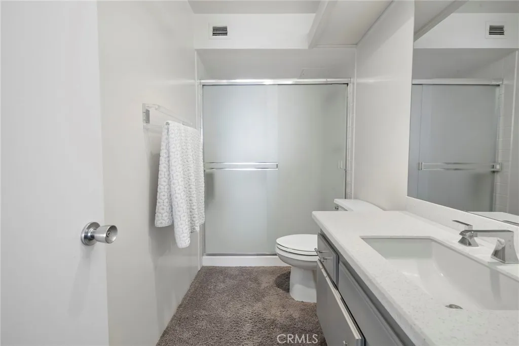 https://cdn.realtyfeed.com/cdn/127/306703709/57f2b31a9feee44511b9d26b35840b63.webp