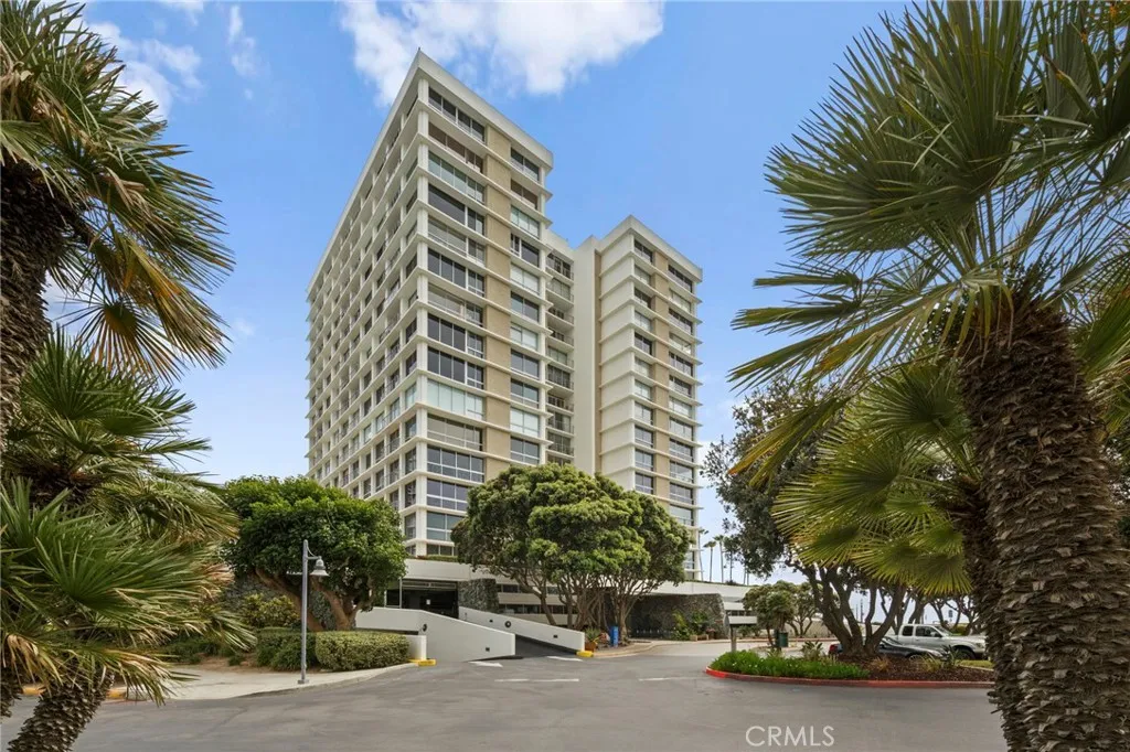 https://cdn.realtyfeed.com/cdn/127/306703709/988c0e7d99fc58b9e535c315ceb11d1c.webp