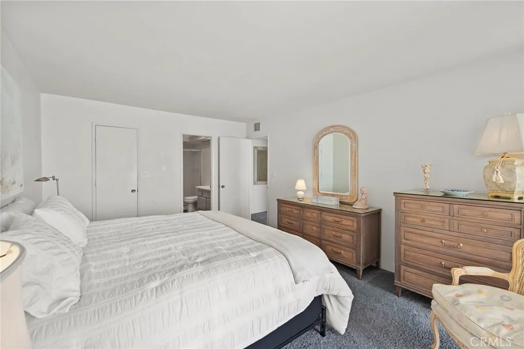 https://cdn.realtyfeed.com/cdn/127/306703709/a423f651926282802f56ade29ff4e062.webp