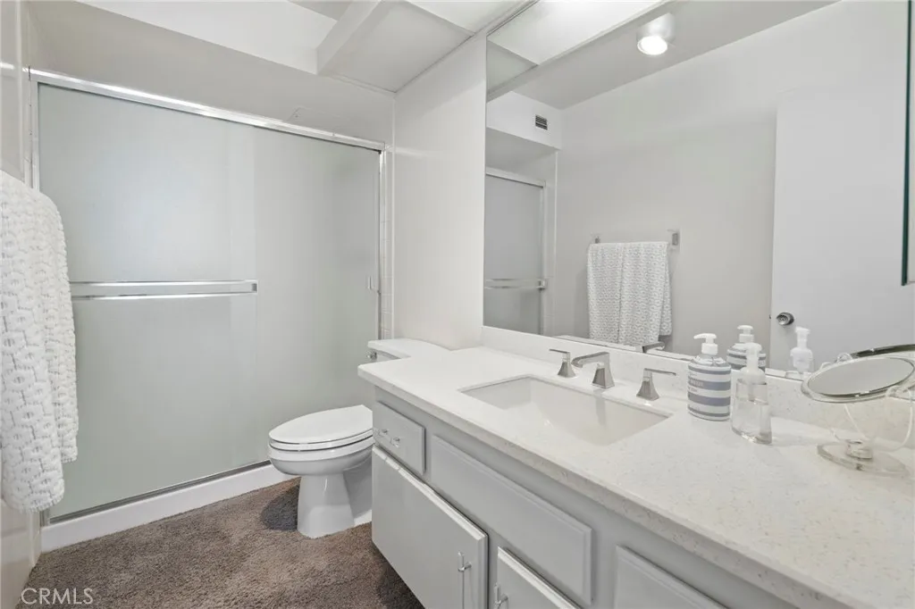 https://cdn.realtyfeed.com/cdn/127/306703709/ca8cb7f691f8d2b6db5ab56d3fc8bd3b.webp