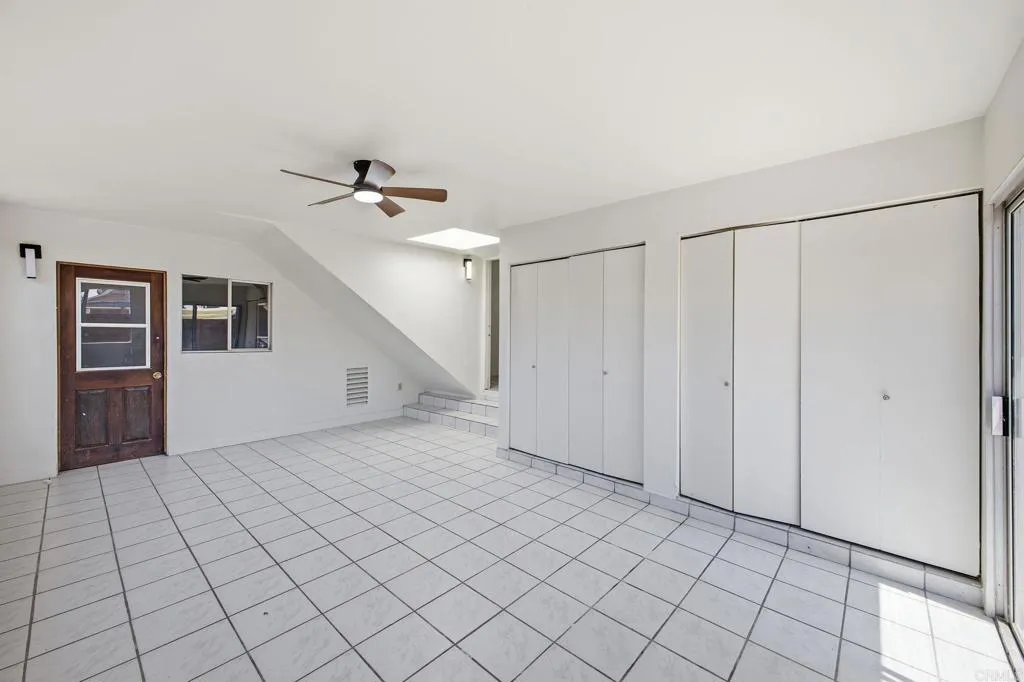 https://cdn.realtyfeed.com/cdn/127/306703713/06ad2cf45740a586bccb9a975d22088f.webp