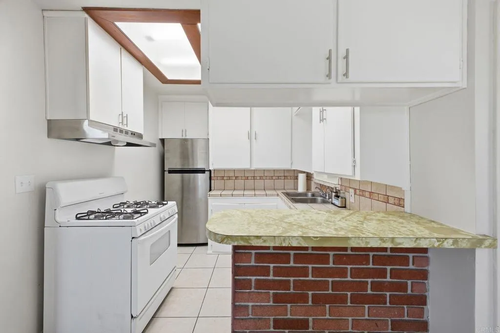 https://cdn.realtyfeed.com/cdn/127/306703713/54e8b1b7e6f016d04738d390dda0276b.webp