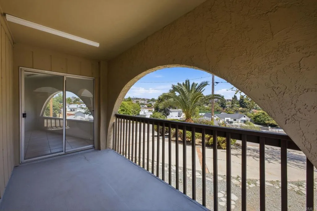 https://cdn.realtyfeed.com/cdn/127/306703713/83efeb73e83640040ab3cf711c80f25f.webp