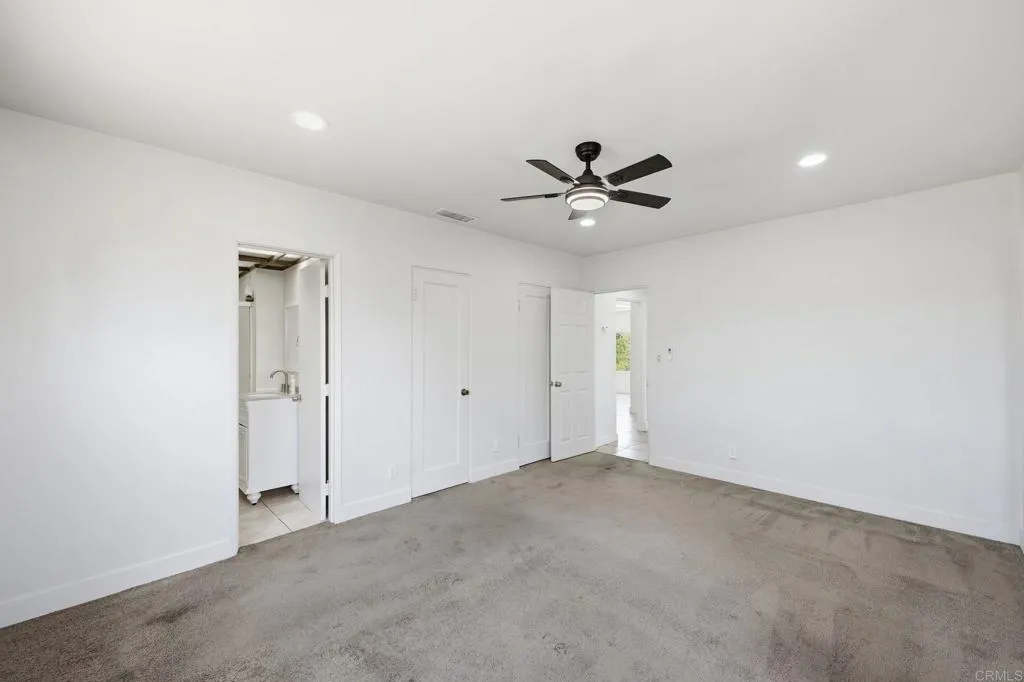 https://cdn.realtyfeed.com/cdn/127/306703713/921641ce86437891e6a4ff8abfa1b3d8.webp