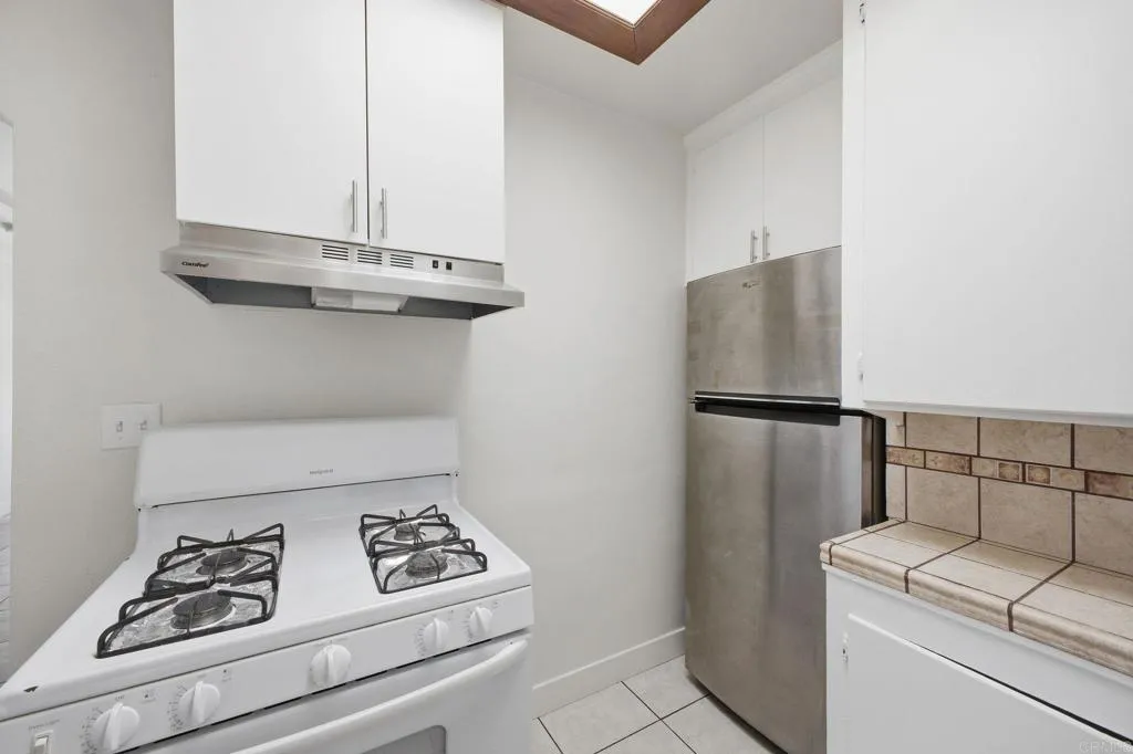 https://cdn.realtyfeed.com/cdn/127/306703713/ede1e6c075bb67ea9a4800c1fe97e3c8.webp