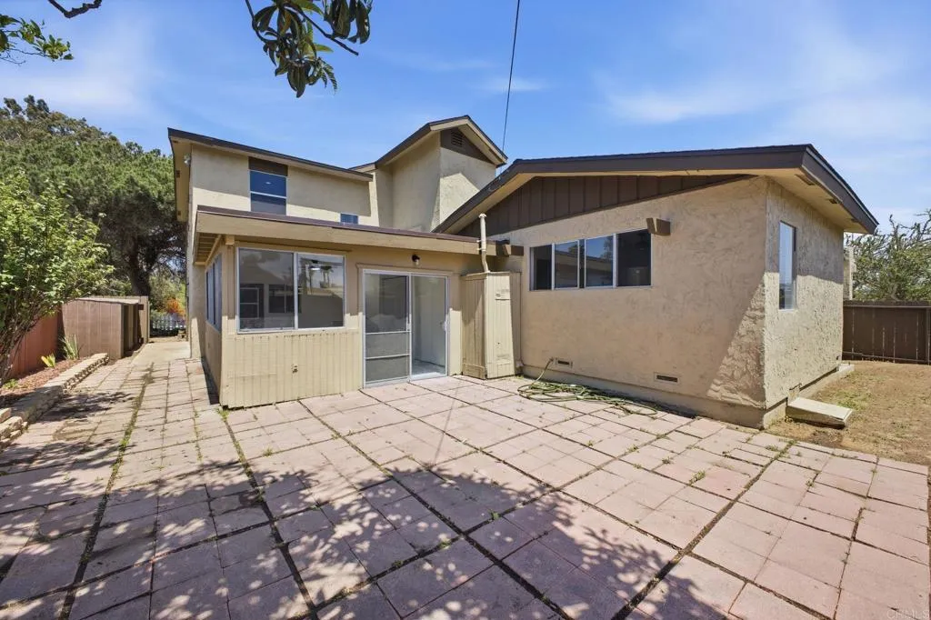 https://cdn.realtyfeed.com/cdn/127/306703713/f82dd5cd405a473665ec2b6fb36a499d.webp