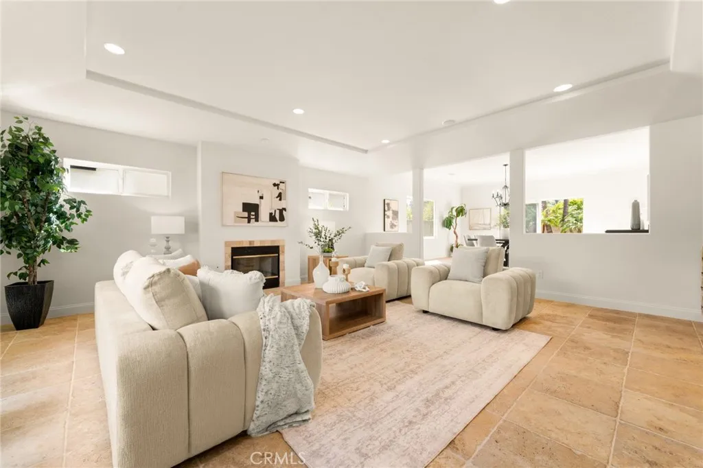 16511 Alyse Court, Encino, CA, 91436