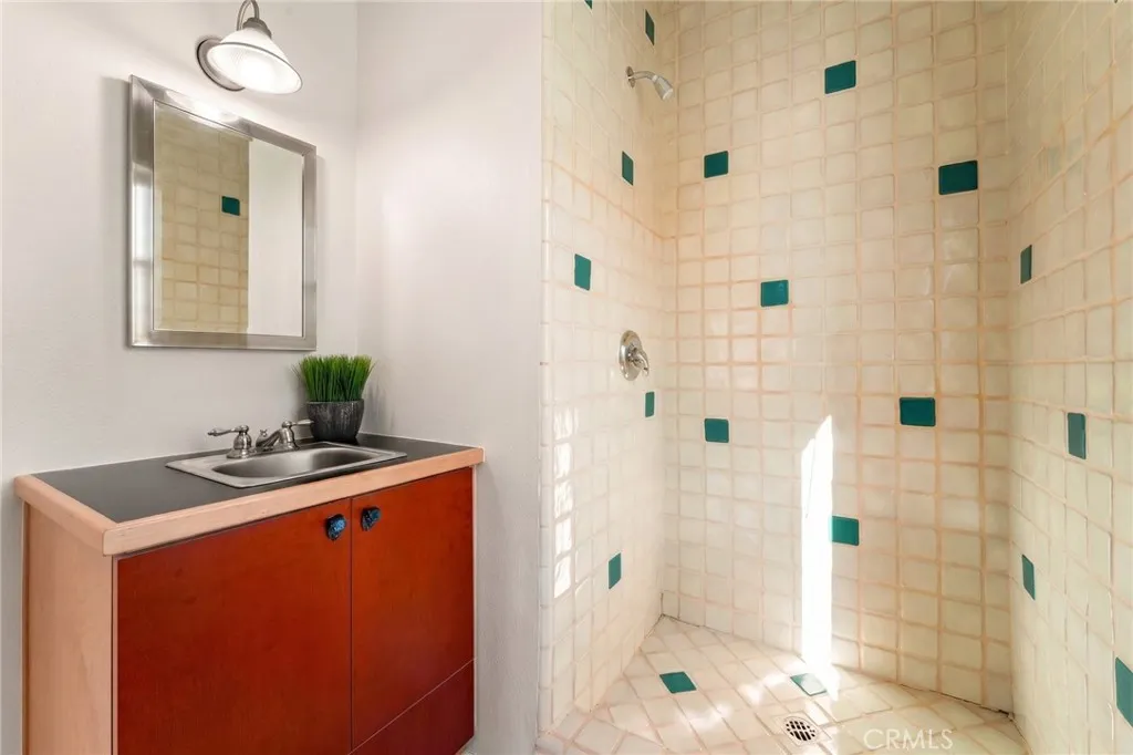 16511 Alyse Court, Encino, CA, 91436