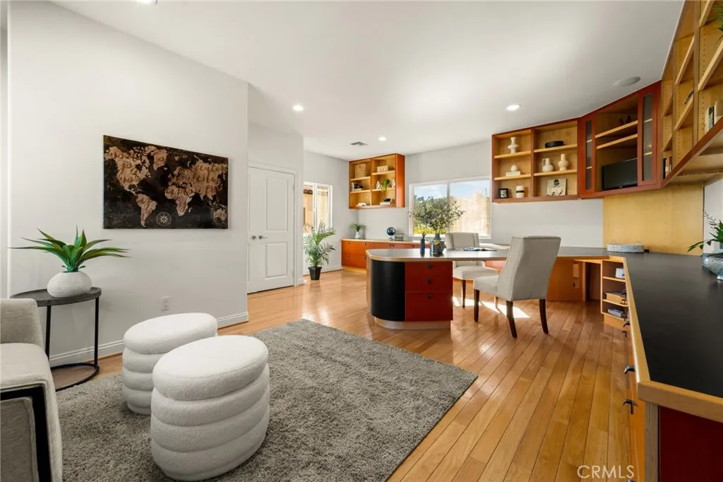 16511 Alyse Court, Encino, CA, 91436