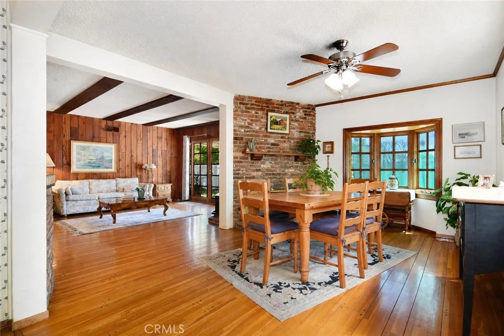 5300 Garden Grove Avenue, Tarzana, CA, 91356