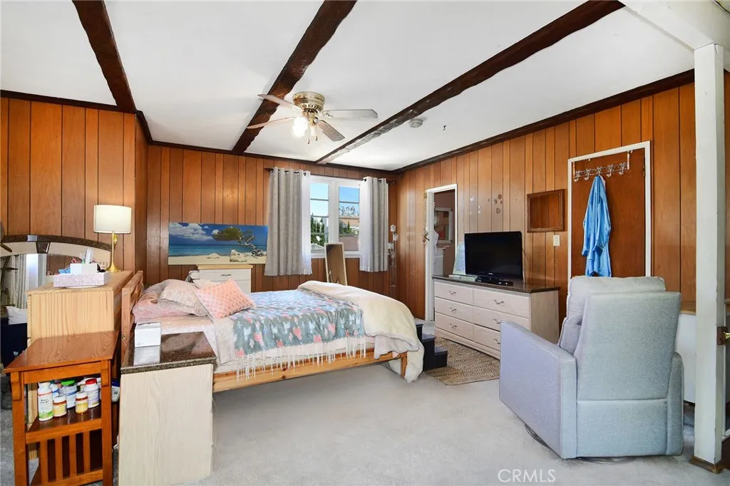 5300 Garden Grove Avenue, Tarzana, CA, 91356