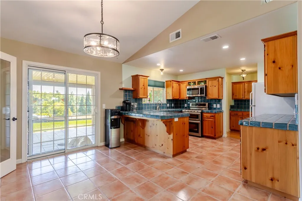 155 Eagle Creek Court, Atascadero, CA 93422 - Photo 4 of 66, Atascadero, CA