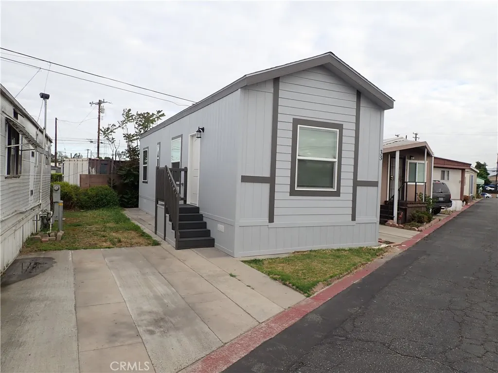 Bell Gardens, CA 90201