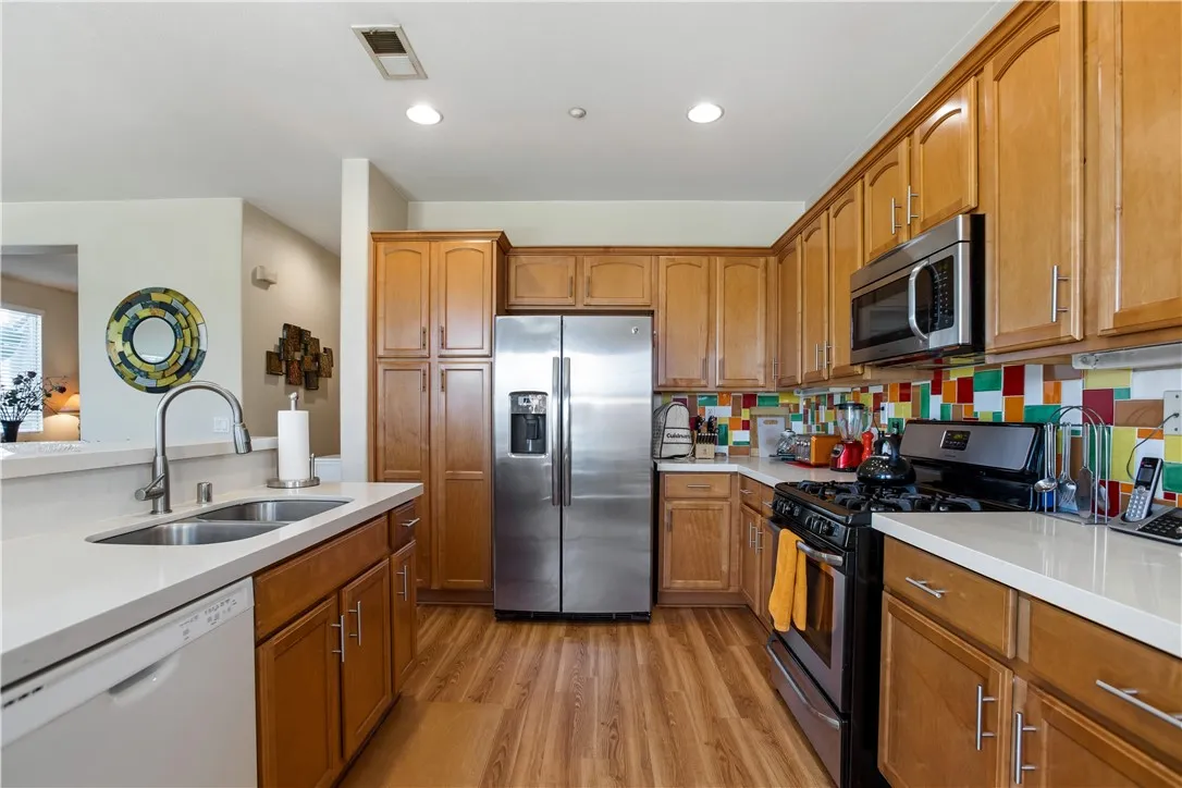 Photo #5: OC26090599 Listing: Photo #5